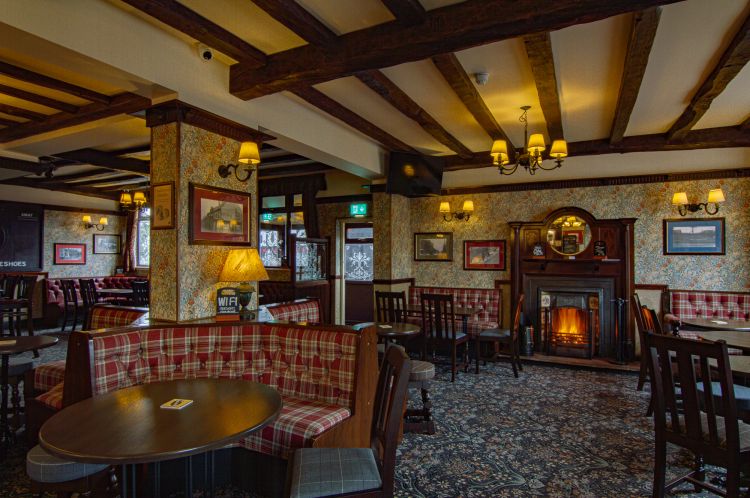 The Three Horseshoes